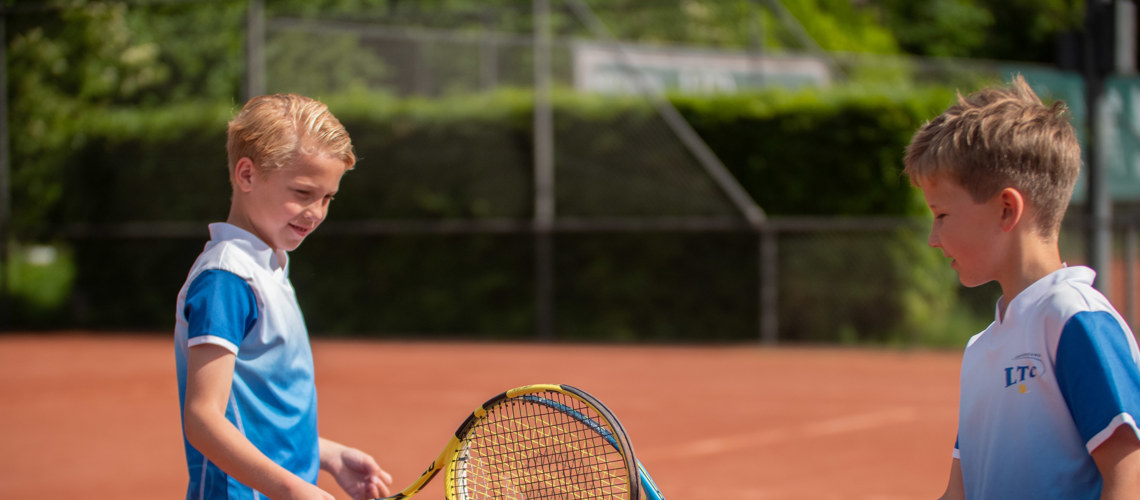 Jeugd rackets highfive Jeugd rackets highfive